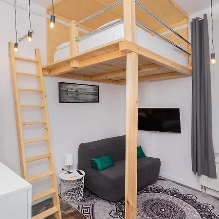 Srodmiescie Okopowa By Renters Apartment *