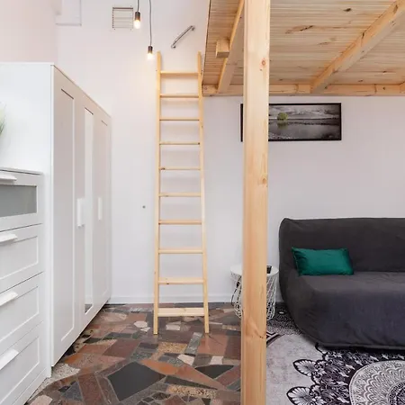 Srodmiescie Okopowa By Renters *